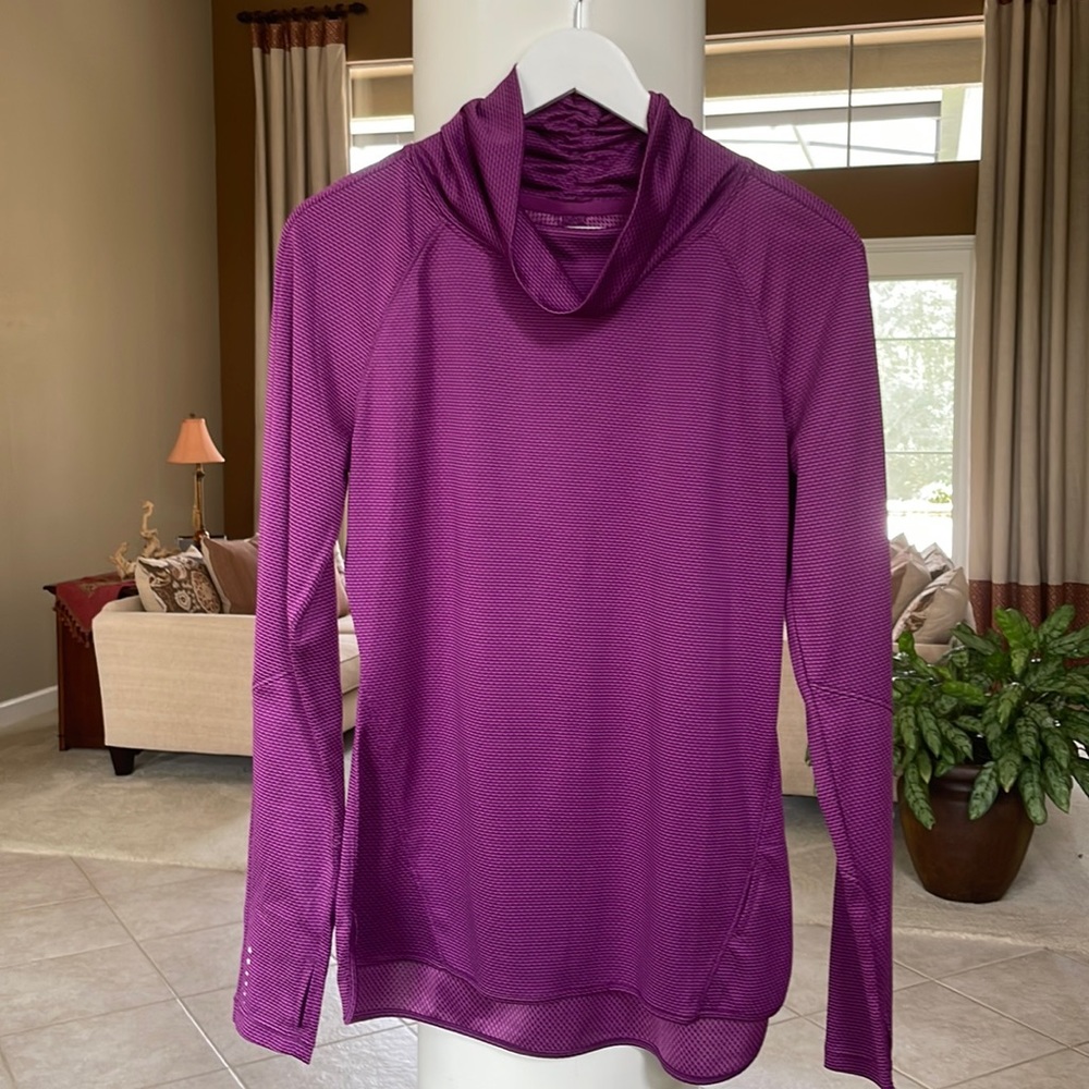 Layer 8, long sleeve short, womens, size medium, purple